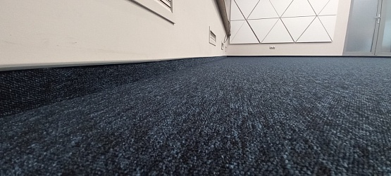 Укладка ковролина -400м2