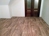 Монтаж спортивного линолеума  Частная квартира