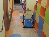 Укладка натурального линолеума Семицветик Детский сад