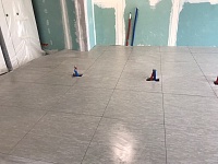 Монтаж фальшпола OMEGAPLAZA Торговый комплекс