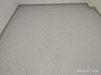 Укладка токопроводящего линолеума с заводом на стену  Медицинский центр