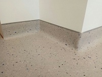 Укладка линолеума с заводом на стену - 458м2