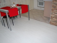 Укладка ламината  Частная квартира