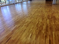 Укладка спортивной паркетной системы Фитнесмания Фитнес-клуб