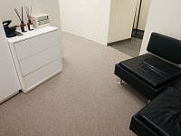 Укладка ковровой плитки и монтаж плинтусов 230м2