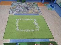 Укладка натурального линолеума Семицветик Детский сад