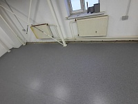 Укладка линолеума классическим способом 250 м2