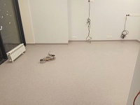 Укладка линолеума с заводом на стену - 458м2