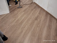 Укладка ПВХ плитки по диагонали на клей-25м2