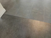 Укладка виниловой плитки