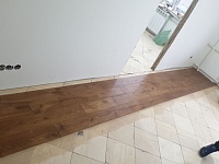 Заливка основание пола, монтаж фанеры со шлифовкой, монтаж массивной доски на клей-45м2