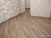 Укладка ПВХ плитки по диагонали на клей-25м2