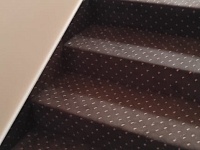 Укладка ковролина на ступени-15м2