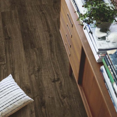 Виниловая плитка Pergo Modern Plank Optimum Click Дуб Сити Черный V3131-40091