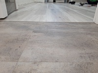 Укладка виниловой плитки  Частная квартира